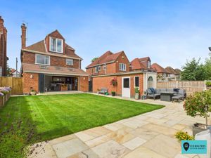 Garden - click for photo gallery